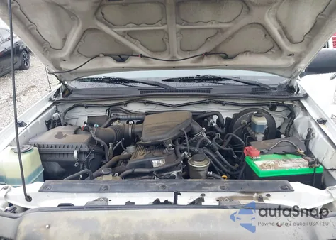 2006 Toyota Tacoma from USA, damaged, VIN 5TETX22N96Z307768